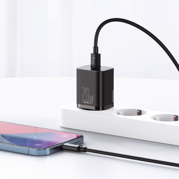 Мережевий Зарядний Пристрій Baseus PD+Lightning 20W TZCCSUP-B