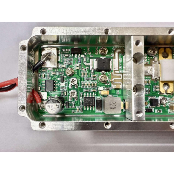 Модуль перешкод (jammer) 400-500 mHz, Gan 50W, 47 dBi, SMA